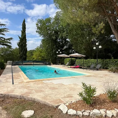 Bed & Breakfast Pigeonnier De Claire Fontaine Monflanquin